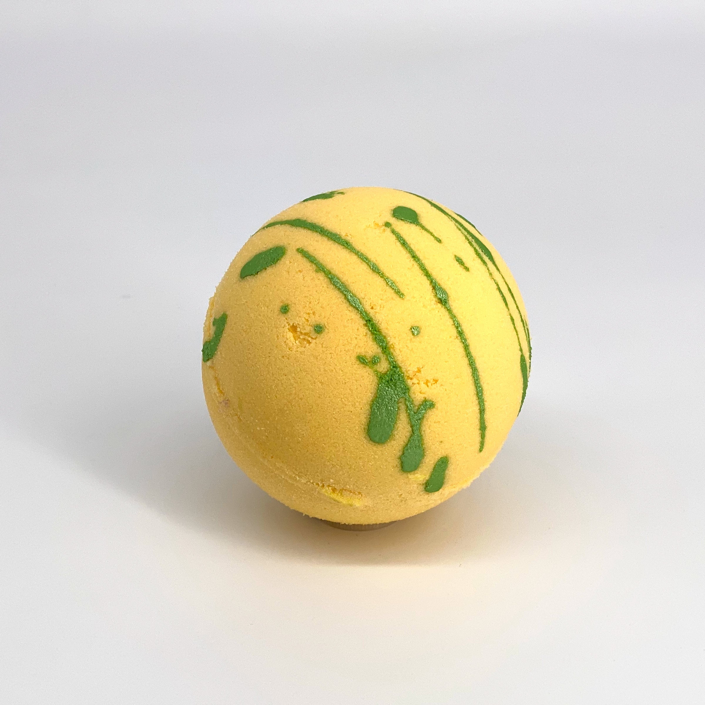 HONEYSUCKLE BREEZE BATH BOMB